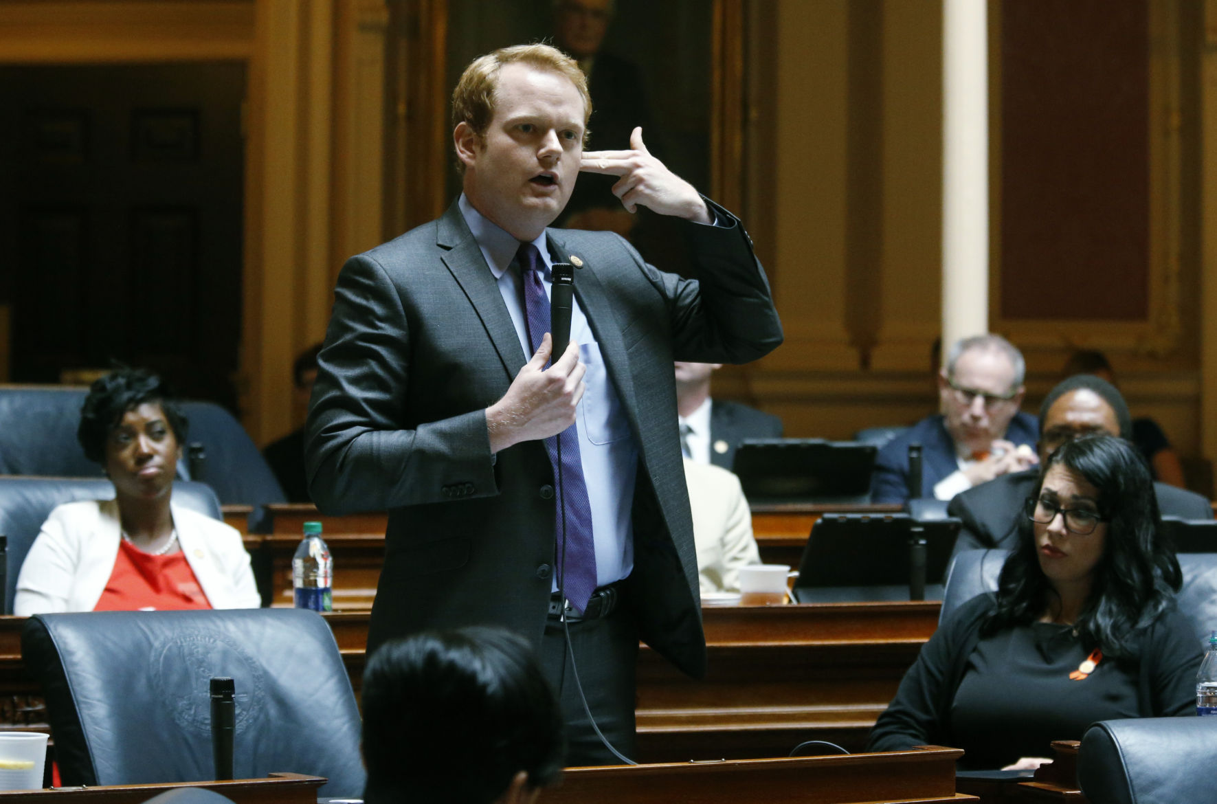 General Assembly adjourns with no action on gun bills